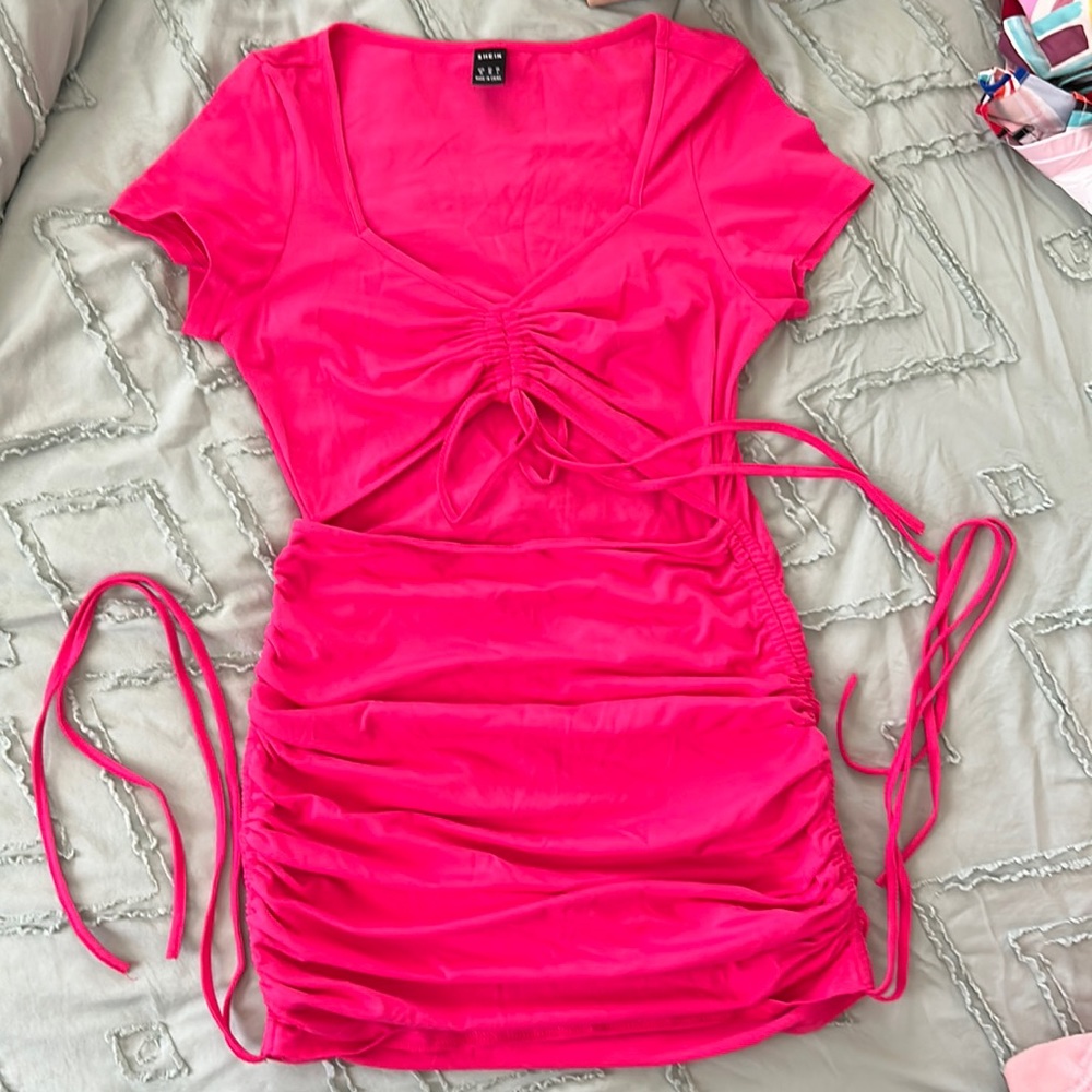 Drawstring peephole dress